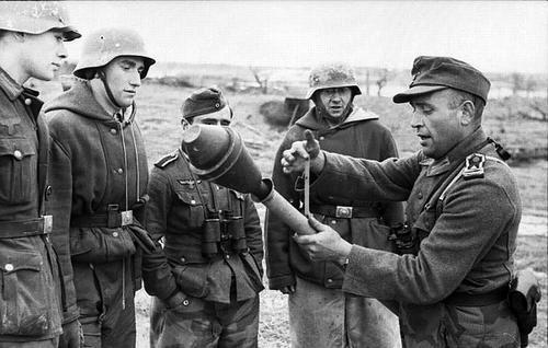 蘇德戰場截至1942年12月底,德軍總參謀部對陸軍的總損失的統計 蘇德戰場截至1942年12月底,德軍總參謀部對陸軍的總損失的統計