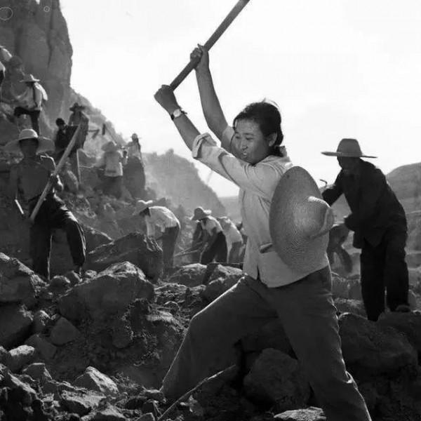 實事求是,客觀公正地看待那個時代 實事求是,客觀公正地看待那個時代