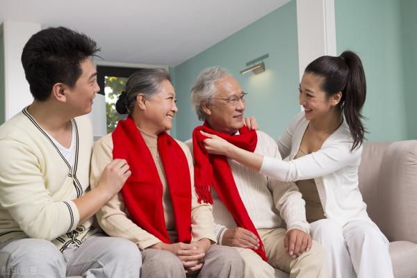 小時候過年的感覺不在了，哥哥腸癌走了，爸媽過年會不會很冷清