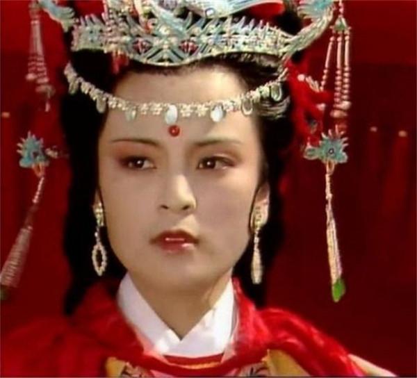 紅樓夢:大觀園裡的人並非“鬼轉世”,而是全都變成了“鬼” 紅樓夢:大觀園裡的人並非“鬼轉世”,而是全都變成了“鬼”