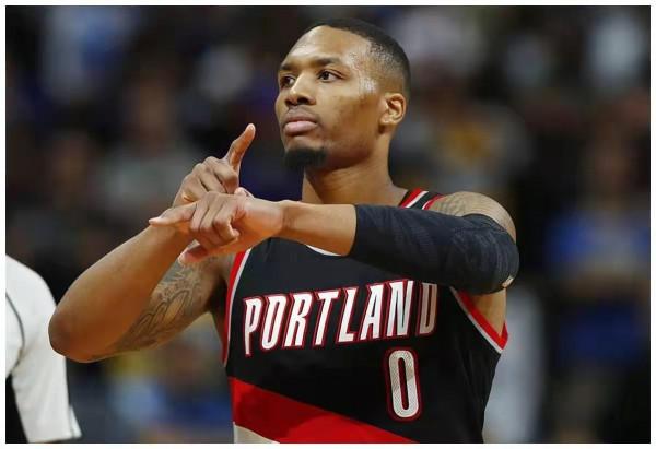 一個是公開逼宮,一個是公開競價!這次我湖又被籃網領先了 一個是公開逼宮,一個是公開競價!這次我湖又被籃網領先了