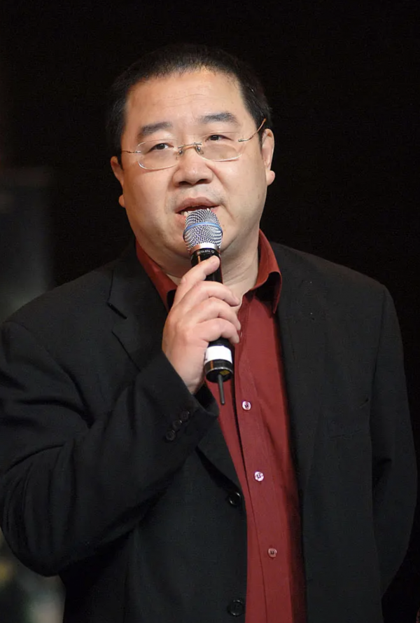 英達的顯赫家世，和他一生愛過的3個重要女人