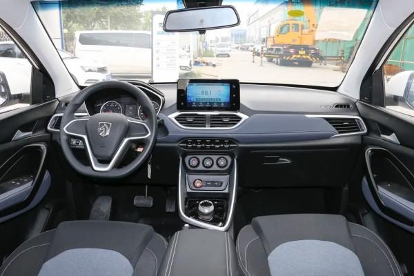 5萬左右入手，二手寶駿530自動精英版大空間小油耗