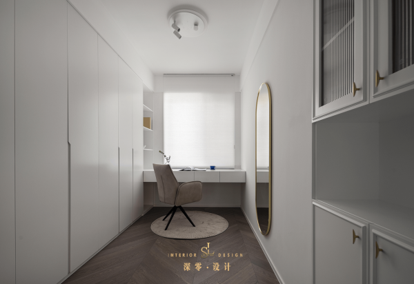 事實證明越簡單越高階,玄關電視牆一起打,堅持去把手,全屋養眼 事實證明越簡單越高階,玄關電視牆一起打,堅持去把手,全屋養眼