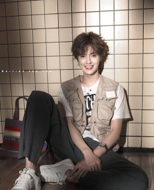 純天然被質疑“整容臉”，這些明星到底冤不冤？