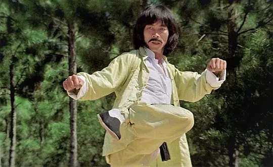 吊打成龍的外國打星,黃正利踢掉成龍門牙,賓尼一腳將他踹尿血 吊打成龍的外國打星,黃正利踢掉成龍門牙,賓尼一腳將他踹尿血