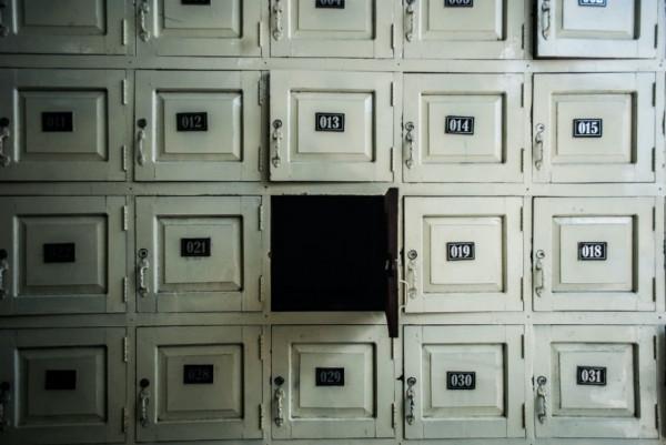 數學哲學的核心—自然數的概念，數學界很難有一個共識