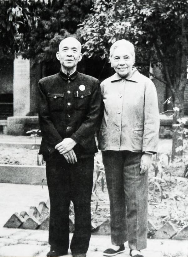 李特特：出生很“特別”，父母是正、副國級，外婆深得毛主席敬重