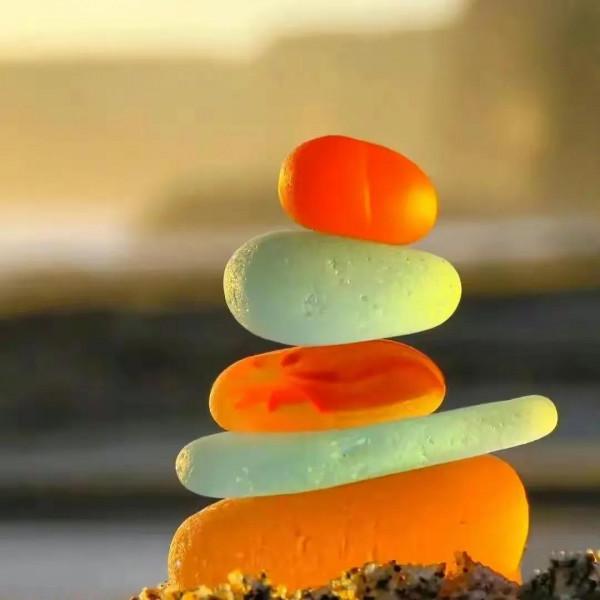 什麼是海玻璃？50幅玲瓏剔透•糖果色•海玻璃的由來