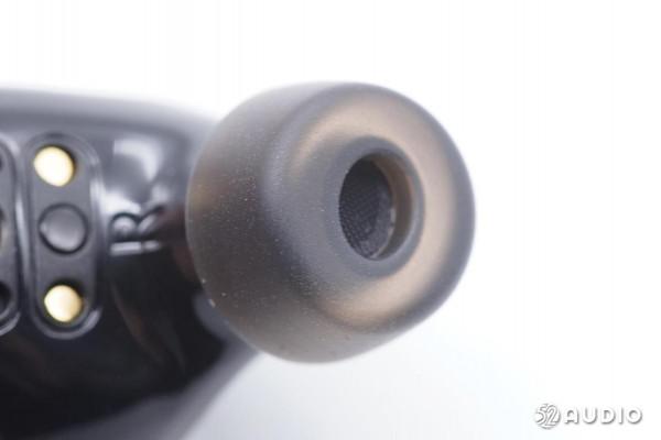 支援無線充電,綜合續航32小時,TOZO NC7真無線降噪耳機拆解 支援無線充電,綜合續航32小時,TOZO NC7真無線降噪耳機拆解