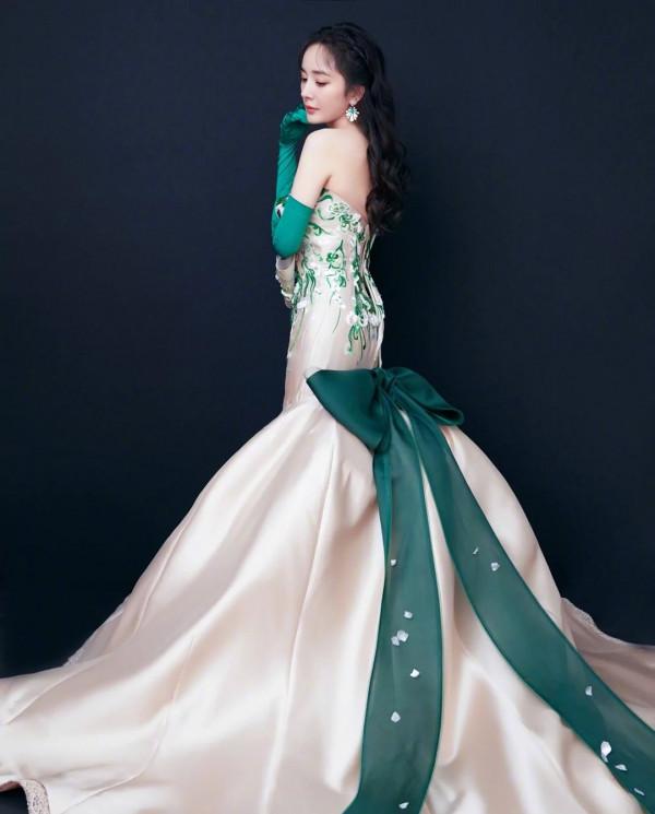 沒有任何缺點的女明星—楊冪