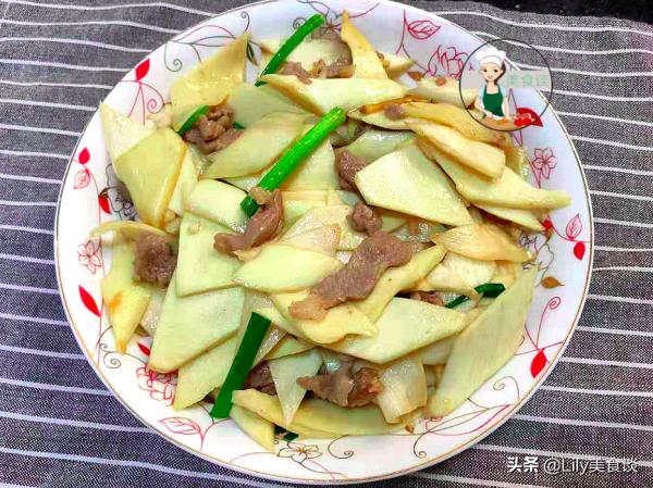 夏天記得多買它吃，切片加料炒一炒，鮮滑爽口，低脂飽腹，真好吃