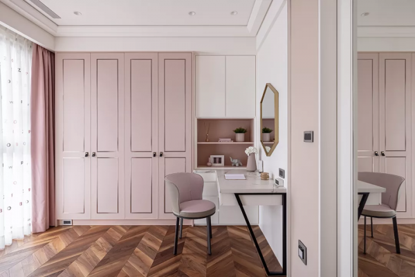 152m²現代美式,典雅中帶著淡淡的奢華與溫馨 152m²現代美式,典雅中帶著淡淡的奢華與溫馨