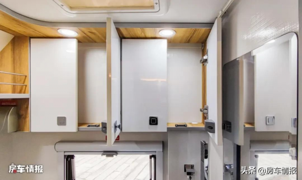 全鋁車身房車來了,小頂造型透過性好,比競品多一張床能住更多人 全鋁車身房車來了,小頂造型透過性好,比競品多一張床能住更多人