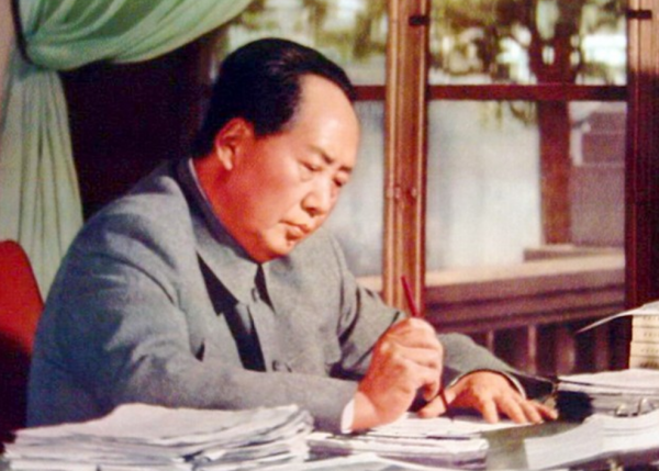 1949年，葉劍英提議把中南海作為中央辦公地點，毛澤東為何不同意