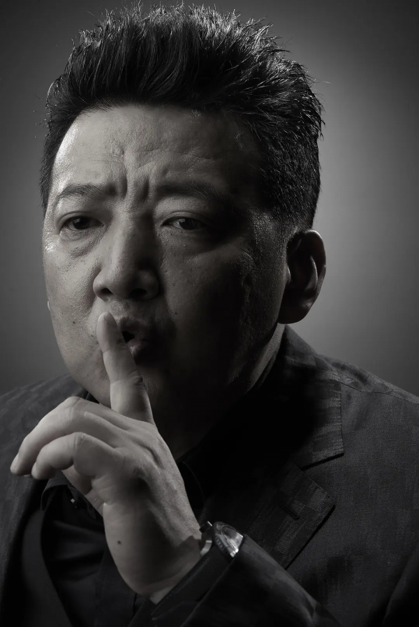 跑龍套出鏡2分鐘,卻搶了3位影帝的戲,“壞人”王硯輝的成名史 跑龍套出鏡2分鐘,卻搶了3位影帝的戲,“壞人”王硯輝的成名史