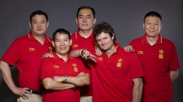 中國男籃大調整!曝國家隊一分為二 CBA名帥攜手杜鋒 中國男籃大調整!曝國家隊一分為二 CBA名帥攜手杜鋒