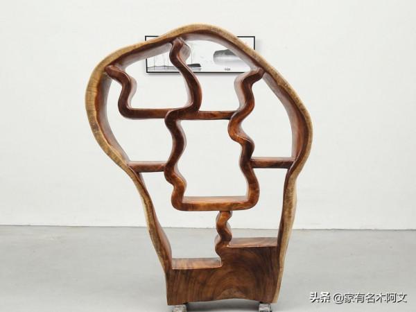 南美胡桃木-天然樹心挖出來的整體博古架 南美胡桃木-天然樹心挖出來的整體博古架