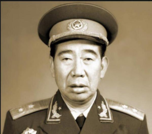 抗日戰爭結束後進入東北的部隊、主要將領有哪些？各率多少人？