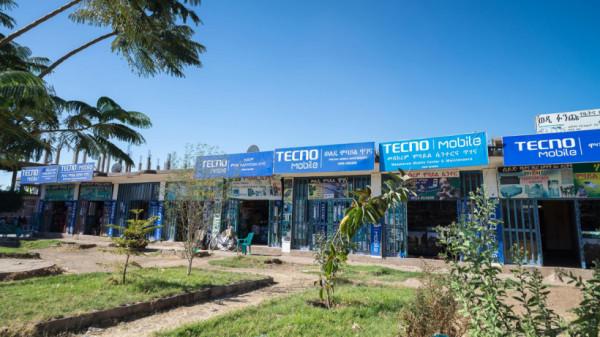 抄襲OPPO？國產新機外觀曝光，滿血版天璣900晶片只要1700元