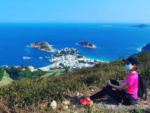 香港娛樂圈女神齊爬山,梁洛施、黎姿、李嘉欣、陳茵媺罕曬素顏照 香港娛樂圈女神齊爬山,梁洛施、黎姿、李嘉欣、陳茵媺罕曬素顏照