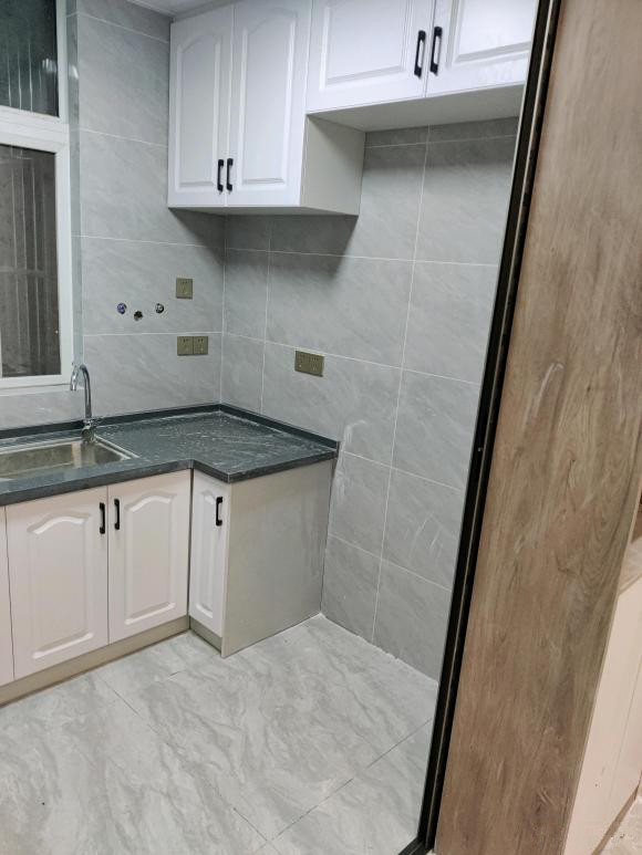 找裝修公司裝的，硬裝完成，全是從網上借鑑的，燈具是敗筆嗎？