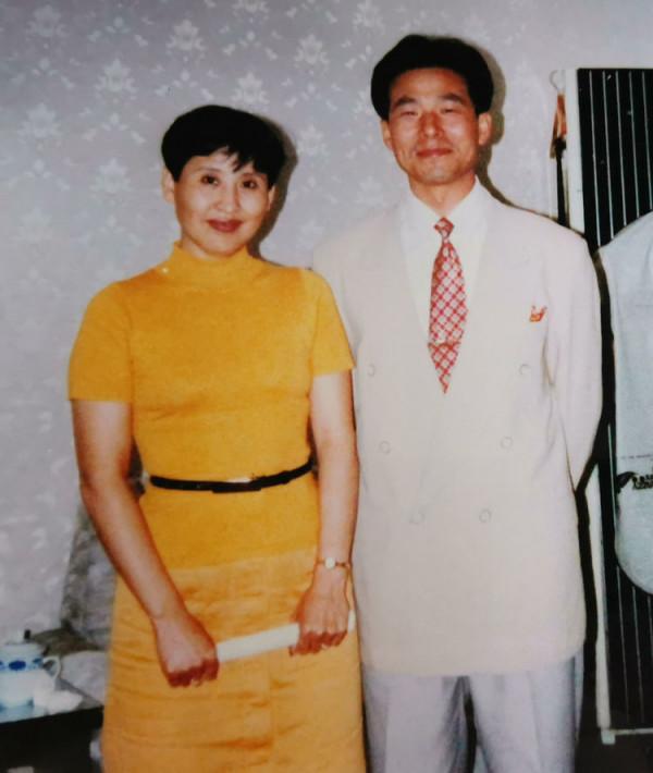 歌唱家遠征曝近照 當年歌聲似蜜甜 人稱小王昆 如今人雖老但風采依舊
