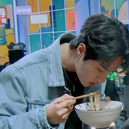 王一博乾飯人現場②