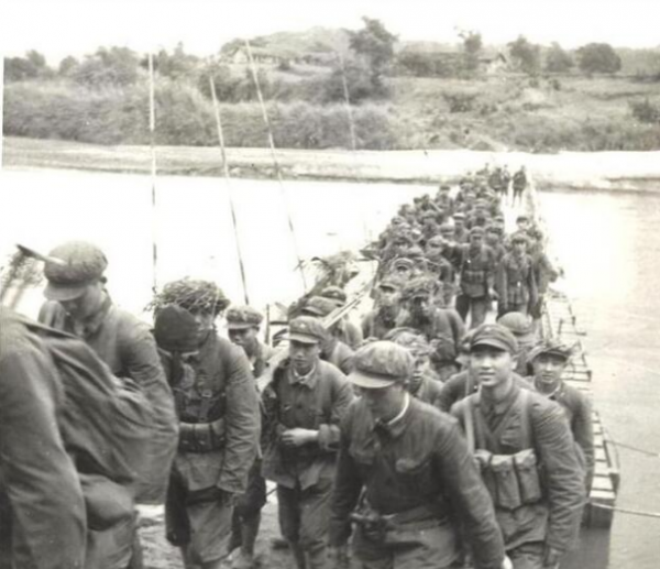 得知越軍活捉張萬年，43軍長急電127師部，張萬年怒道：胡說八道