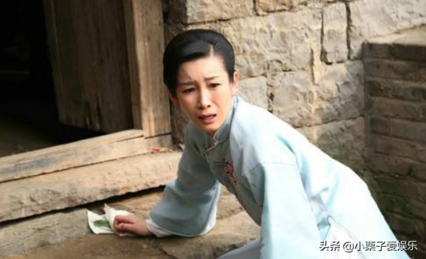 清秀佳人就別&OpenCurlyDoubleQuote;強出頭&rdquo;！這8位女星演絕世美人，無一倖免全被嘲