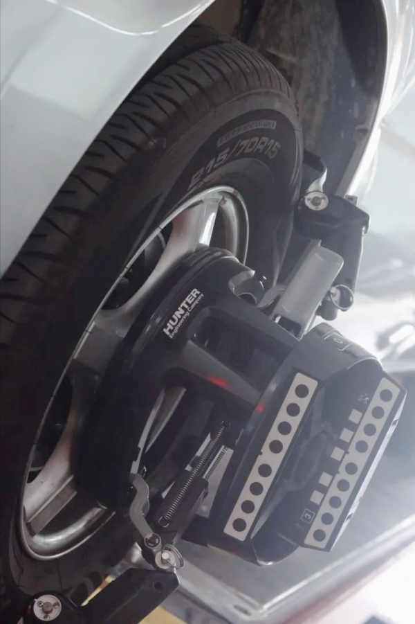 怪獸修車：2010年的老款GL8全車整備翻新，滿血復活，重回巔峰