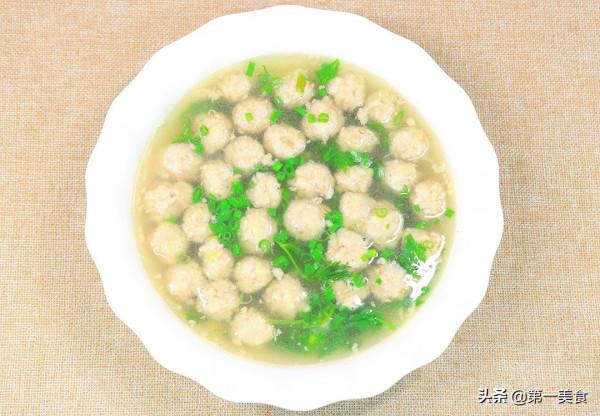 芋頭這樣做很多人不知道,軟糯Q彈,湯汁鮮美,比生氽丸子還好吃 芋頭這樣做很多人不知道,軟糯Q彈,湯汁鮮美,比生氽丸子還好吃