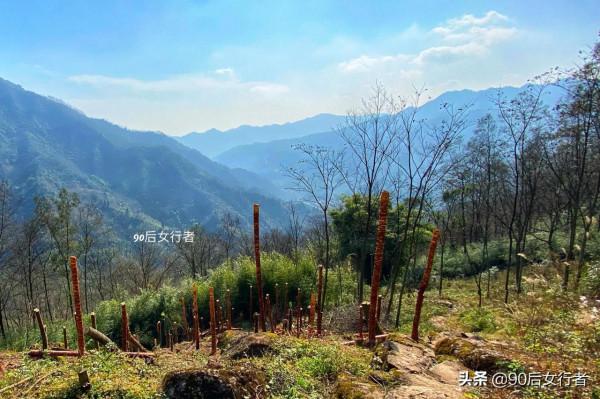 徒步成都大邑終南山，山高路遠無人煙，只有一座荒廢無人的道觀