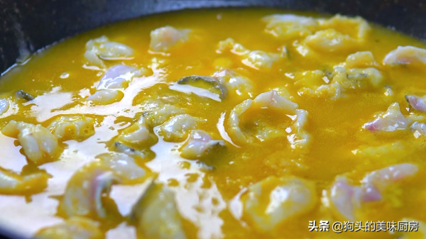 酸湯魚片想要做得好，這2步不可少，出鍋鮮嫩爽滑，味道不輸飯店