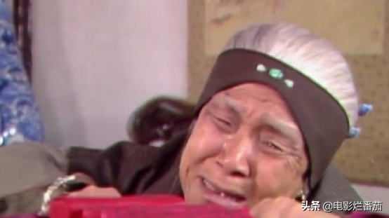 ​年少看不起劉姥姥，長大後才明白：她才是《紅樓夢》最智慧的女人