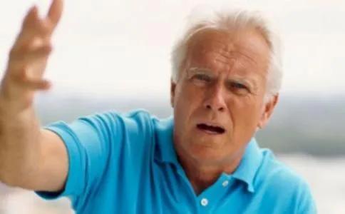 無論有錢沒錢 人老了沒有子女最可憐 未必是這樣的結果 無論有錢沒錢 人老了沒有子女最可憐 未必是這樣的結果