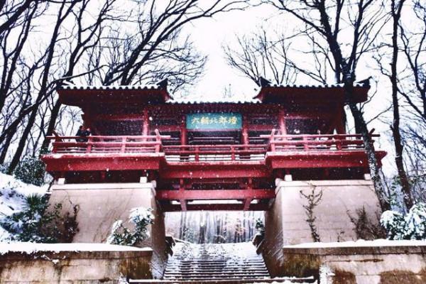 朱元璋的明孝陵坐落於南京紫金山,為何600多年來一直沒有被盜? 朱元璋的明孝陵坐落於南京紫金山,為何600多年來一直沒有被盜?