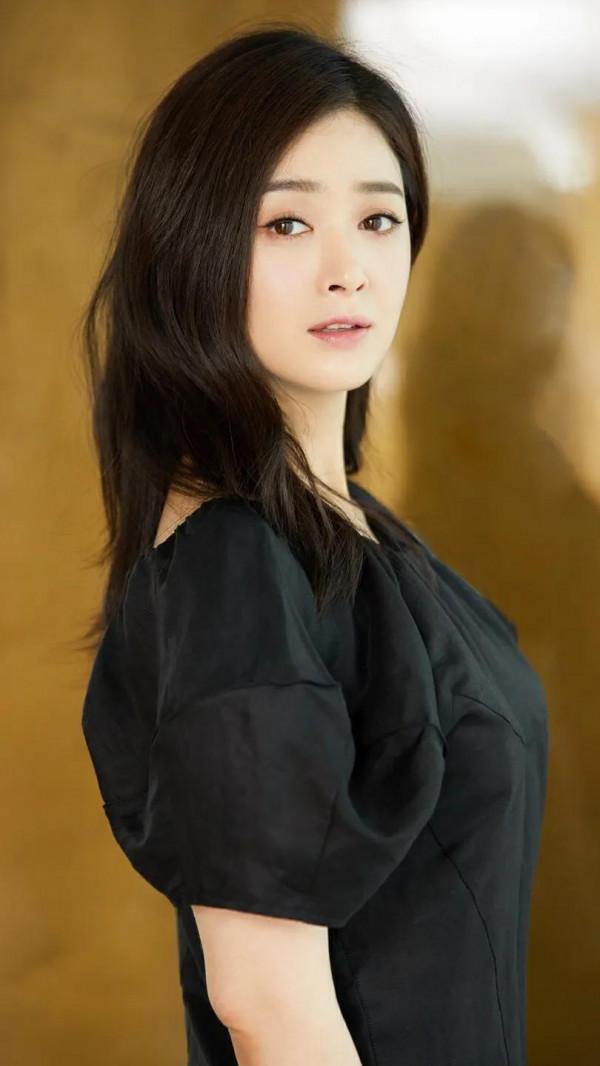 蔣欣，最具靈性的眼神，優雅迷人