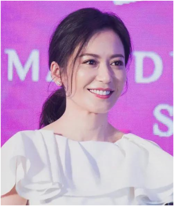 盤點娛樂圈至今未嫁的女明星，最小40歲最大87歲，每一位都是女神
