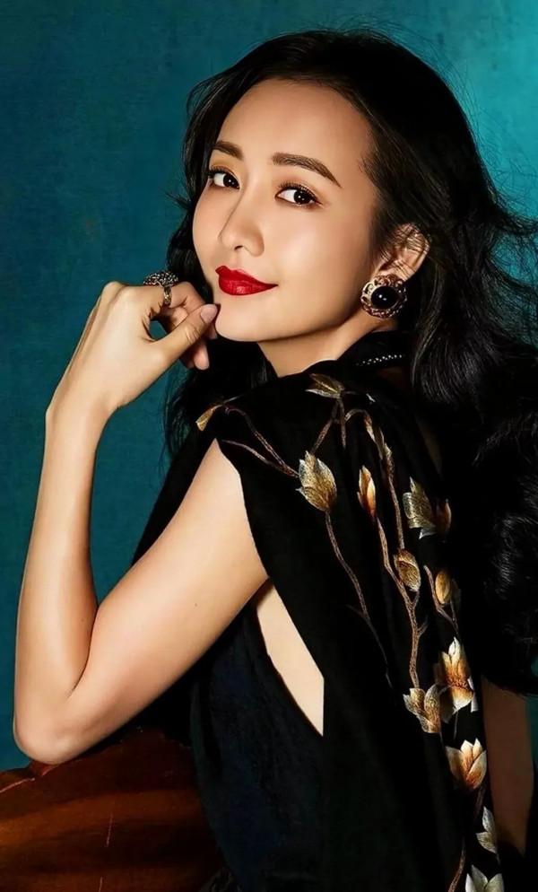 廣西女演員王鷗