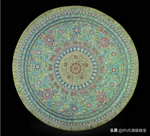 被稱“印度溫莎公爵夫人”的巴羅達大公夫人，到底擁有多少珠寶？