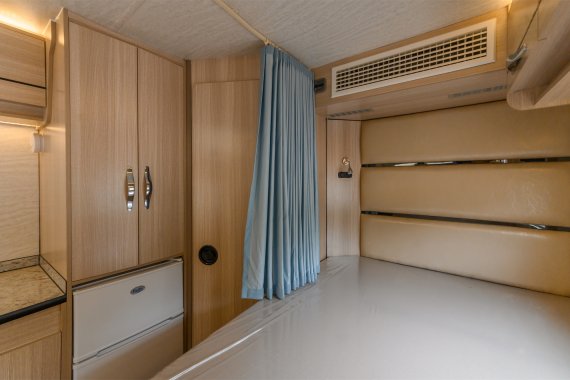 價格相當，鳳凰這兩款房車怎麼選？鳳凰上途T1VS鳳凰上途C1風尚版