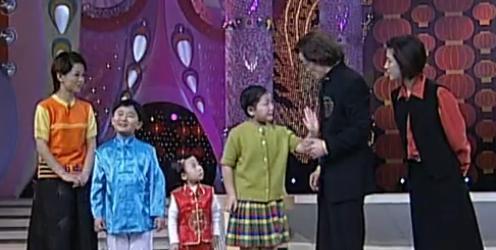 8位登上春晚的童星，最大15歲，最小3歲，有人8歲就去世