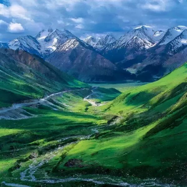 作為中國人，旅中國遊！這條公路顛覆了我對公路的所有想象