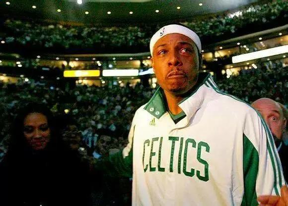 NBA史上那些讓人潸然淚下的瞬間 NBA史上那些讓人潸然淚下的瞬間