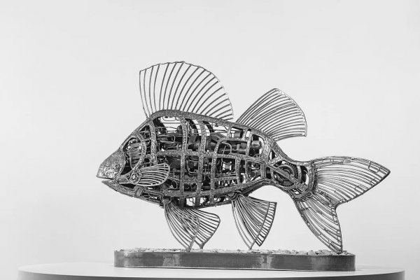 Denis Kulikov 和他的炫酷機甲風動物雕塑