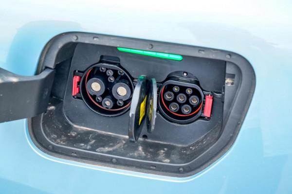 年底想買中大型SUV,不妨看看這兩款,空間大、配置多、舒適性好 年底想買中大型SUV,不妨看看這兩款,空間大、配置多、舒適性好