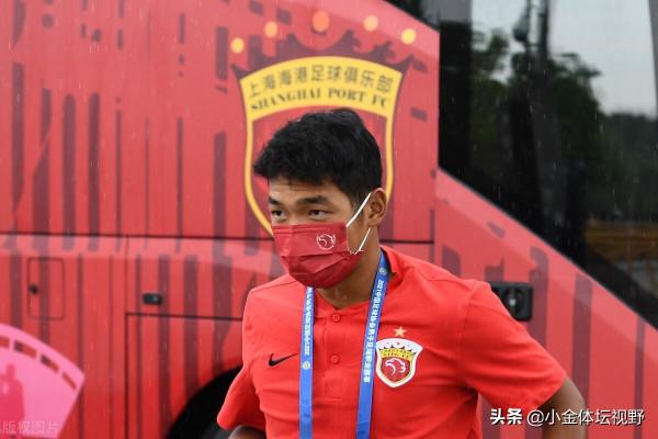 金敃友加盟成都蓉城，周定洋合約到期恢復自由身，賈博琰接近留洋