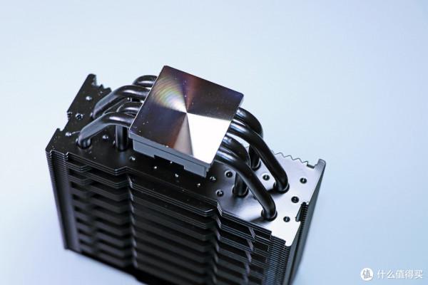 裝機靜音無光 5600G 主機測試：完美執行永劫無間等3A大作