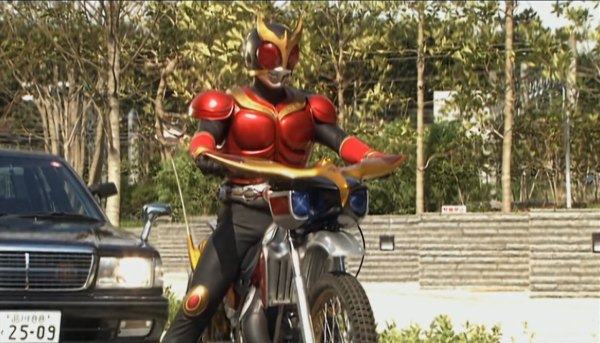 假面騎士空我：烏龜古朗基，硬接無特效核爆踢，這事都怪一條警官